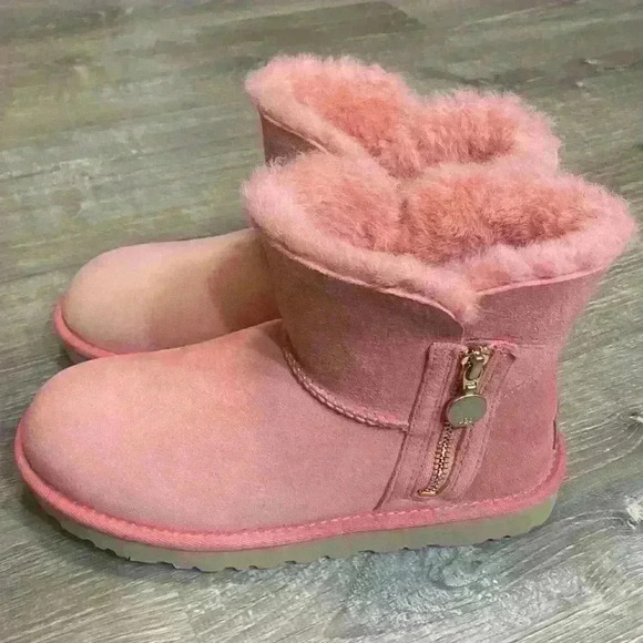 UGG Blush Pink Ankle Booties - Picture 3 of 12